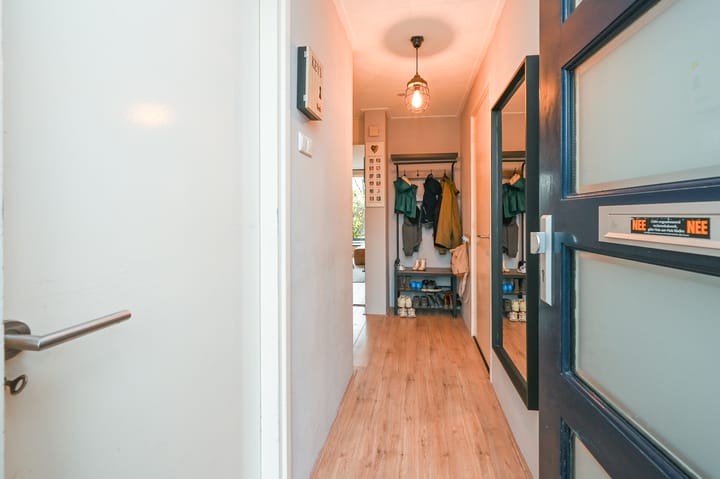 Photo 5 of Van Eedenstraat 2