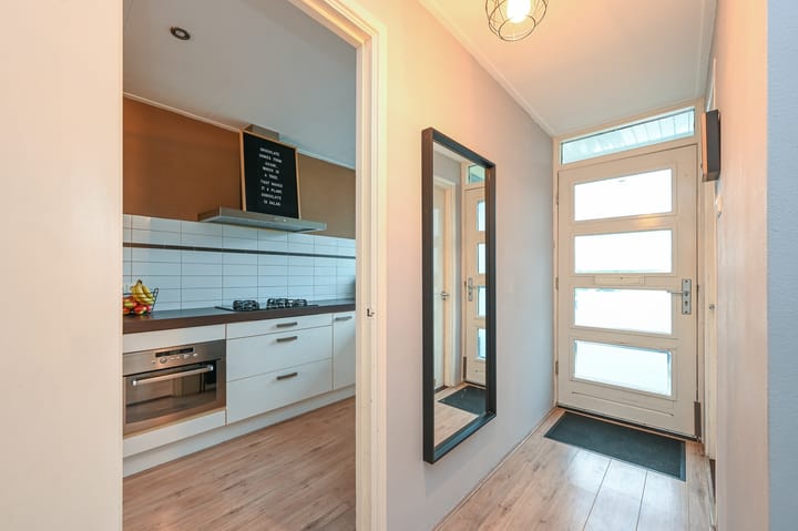 Photo 7 of Van Eedenstraat 2