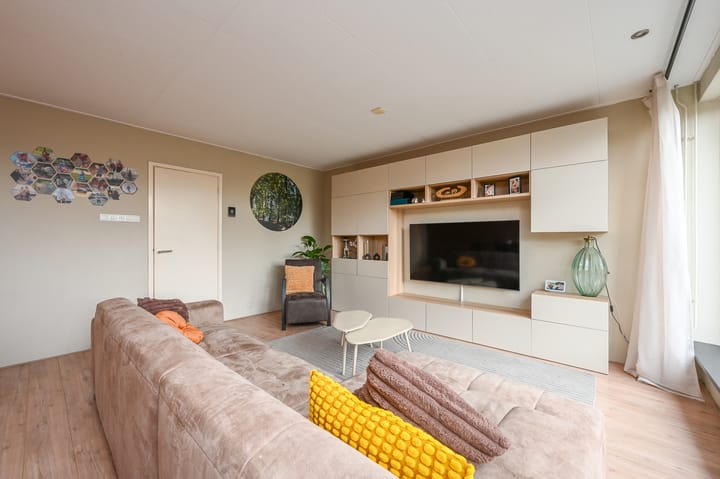 Photo 12 of Van Eedenstraat 2