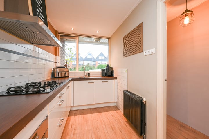 Photo 15 of Van Eedenstraat 2