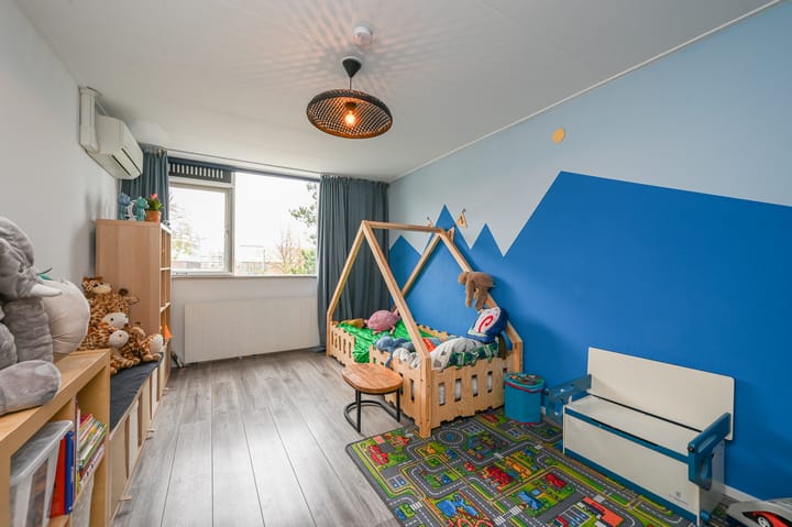 Photo 27 of Van Eedenstraat 2