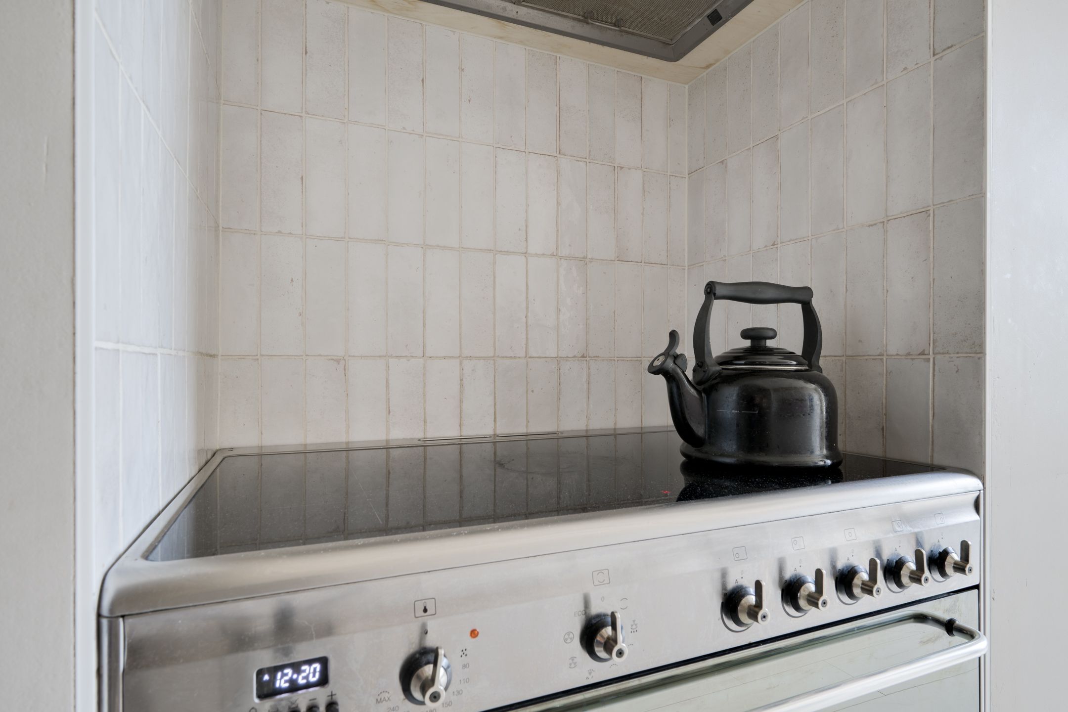 Photo 21 of Vredensestraat 3