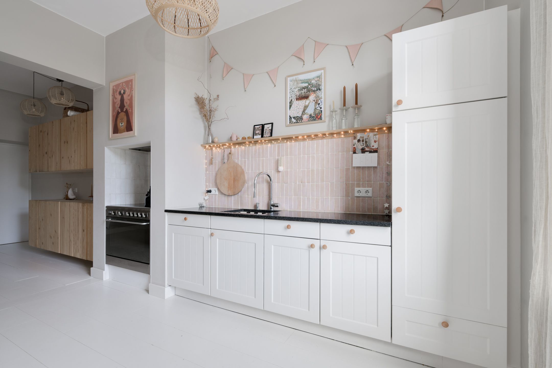 Photo 24 of Vredensestraat 3