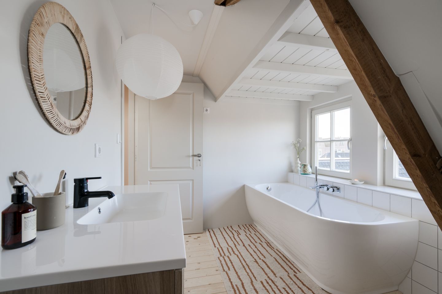 Photo 50 of Vredensestraat 3