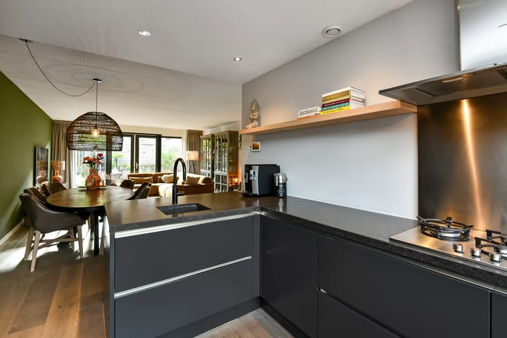 Photo 14 of Pijlkruid 12