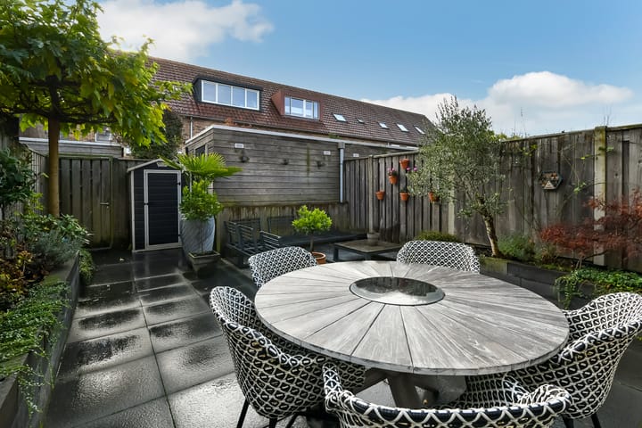 Photo 38 of Pijlkruid 12