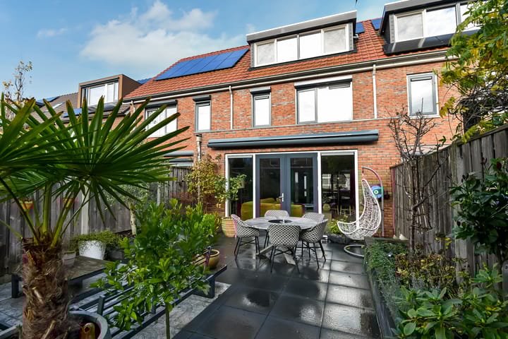 Photo 43 of Pijlkruid 12