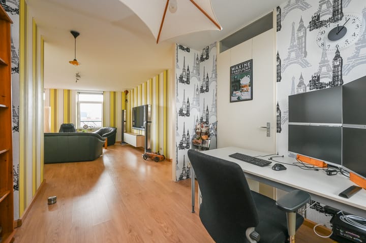 Photo 17 of Fenacoliuslaan 118