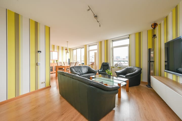 Photo 15 of Fenacoliuslaan 118