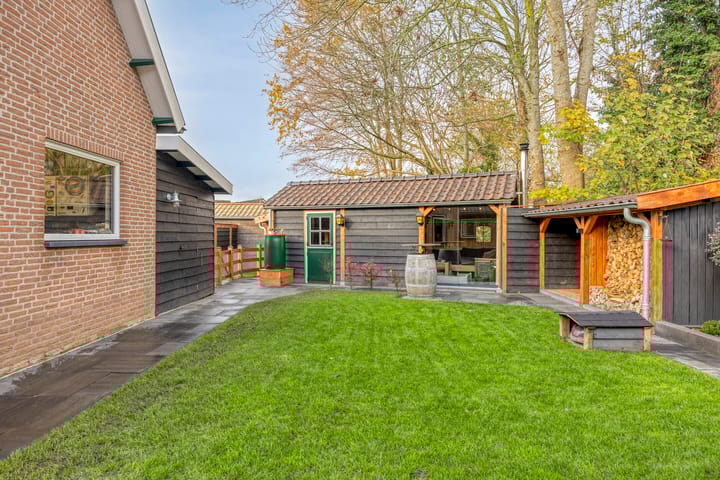 Photo 4 of Burgemeester Posweg 50