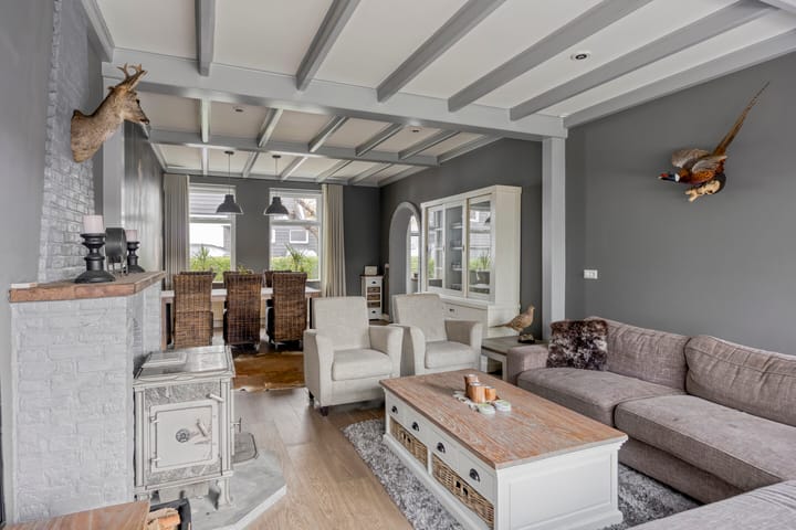 Photo 8 of Burgemeester Posweg 50