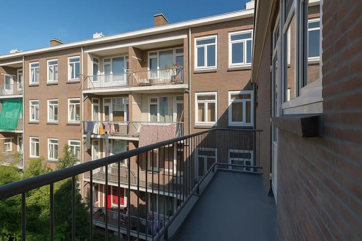 Photo 13 of Rösener Manzstraat 77-C