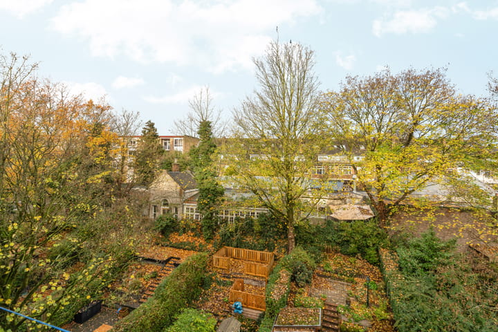 Photo 18 of Dr. J.C. Hartogslaan 21-4