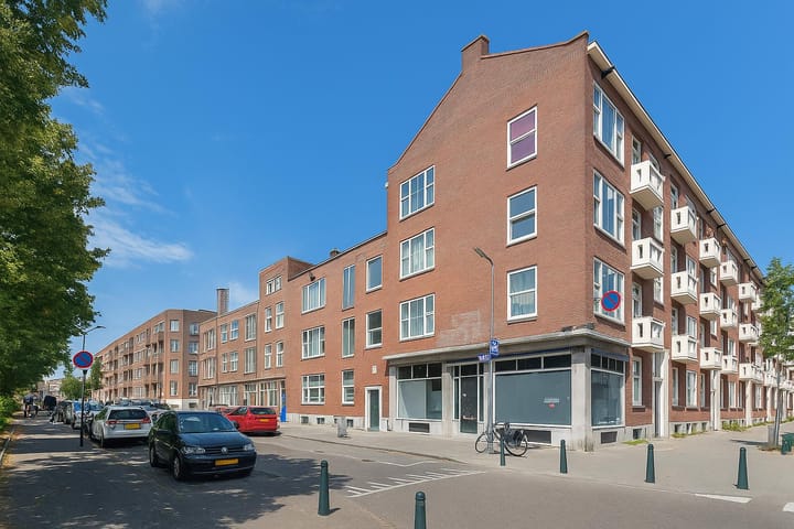 Photo 17 of Rösener Manzstraat 77-C