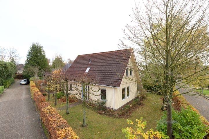 Photo 5 of Dotterbloem 1