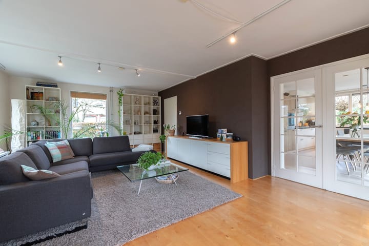 Photo 12 of Dotterbloem 1