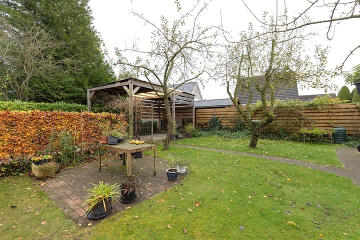 Photo 19 of Dotterbloem 1