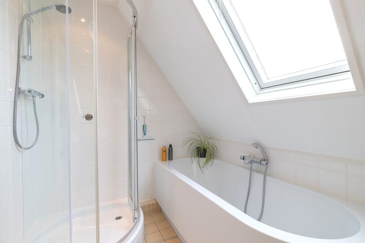 Photo 40 of Dotterbloem 1