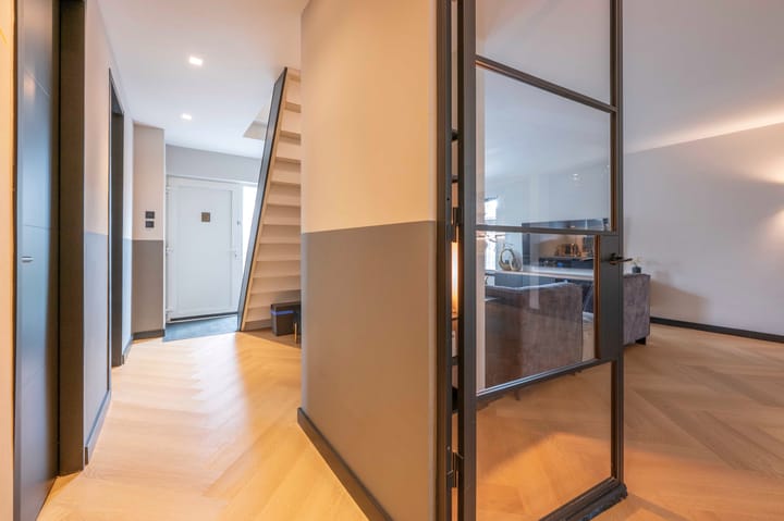 Photo 4 of Beatrixstraat 9