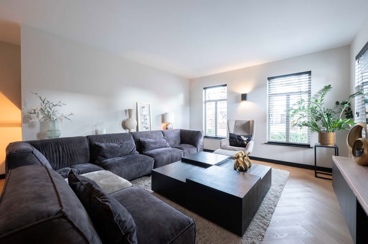 Photo 9 of Beatrixstraat 9