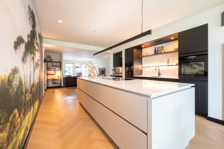 Photo 15 of Beatrixstraat 9