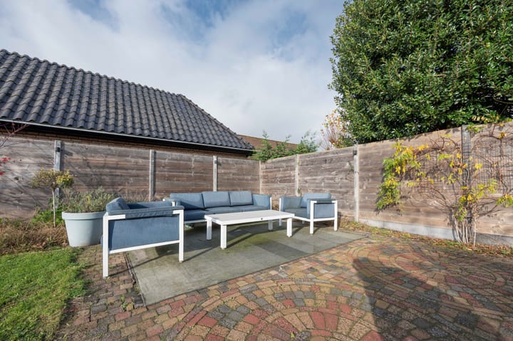 Photo 27 of Beatrixstraat 9