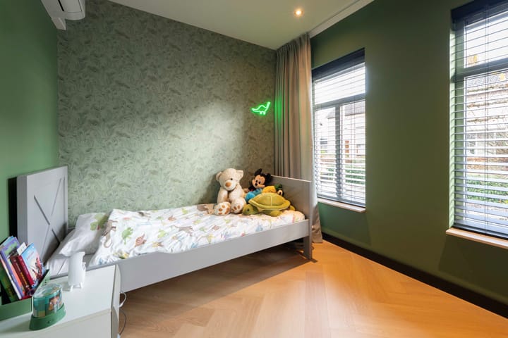 Photo 31 of Beatrixstraat 9