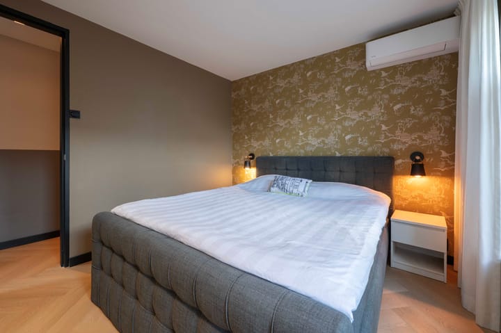 Photo 37 of Beatrixstraat 9