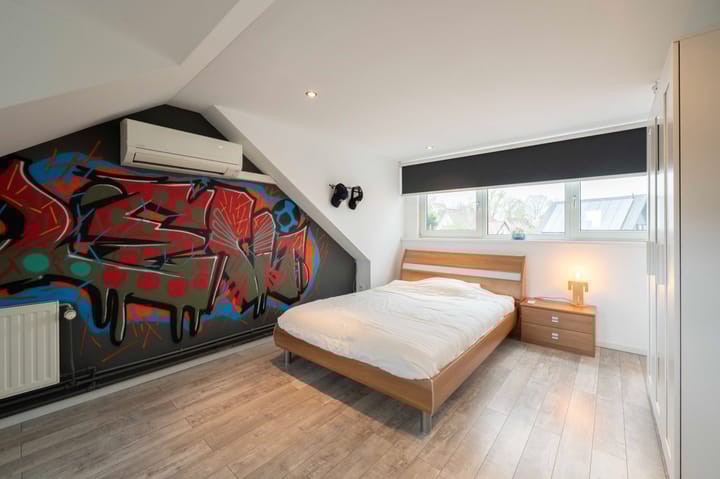 Photo 48 of Beatrixstraat 9