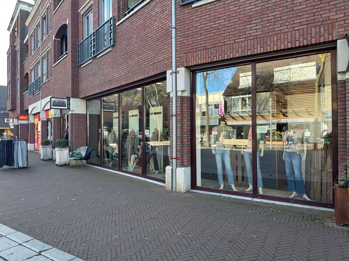 View photo 1 of Markt 40