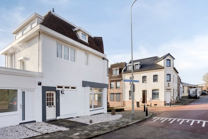 Photo 2 of Maastrichterweg 2