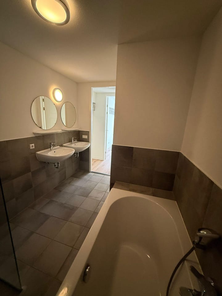 Photo 15 of Westeinde 40-Q