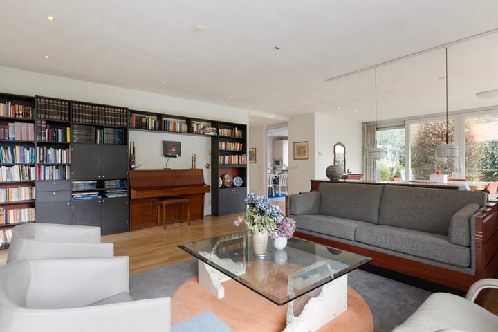 Photo 9 of Esdoornlaan 4