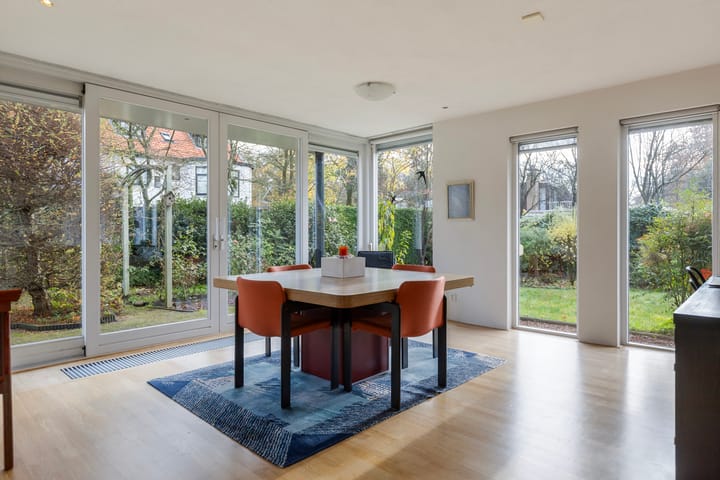 Photo 11 of Esdoornlaan 4