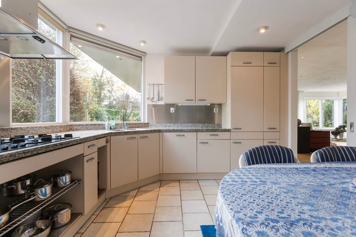 Photo 13 of Esdoornlaan 4