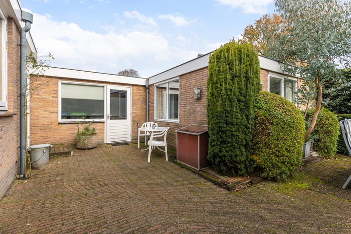 Photo 32 of Esdoornlaan 4