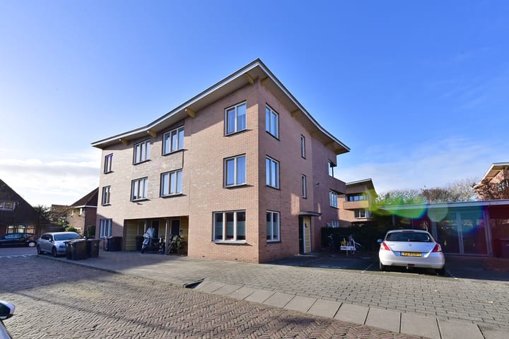 Photo 12 of Eksterstraat 1-C