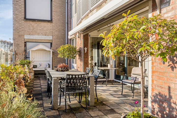 Photo 2 of Basalt 44