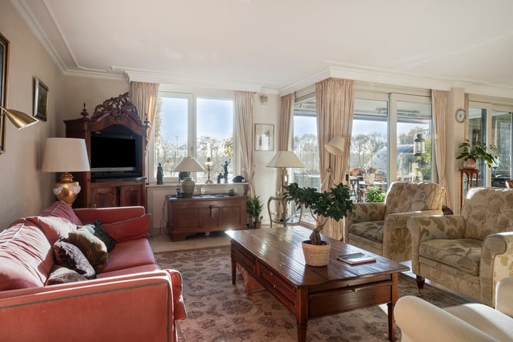 Photo 10 of Basalt 44