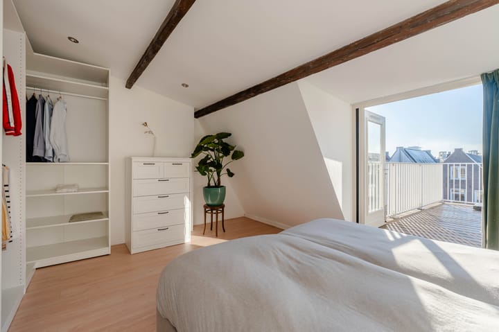 Photo 17 of Quellijnstraat 88-3