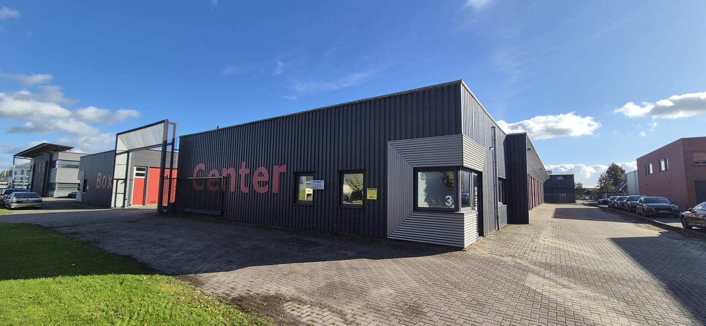 View photo 1 of Cuxhavenweg 3