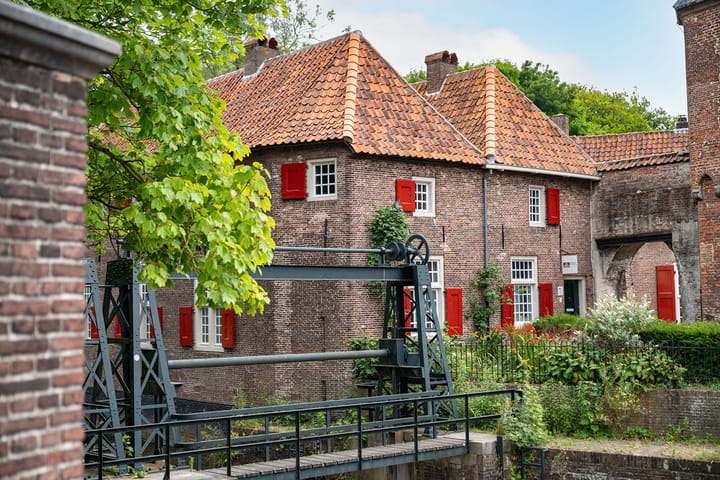 Photo 52 of Muurhuizen 169