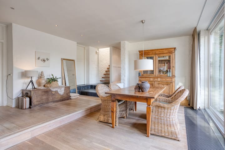 Photo 11 of Rijksweg 8