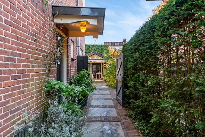 Photo 6 of Overboslaan 20