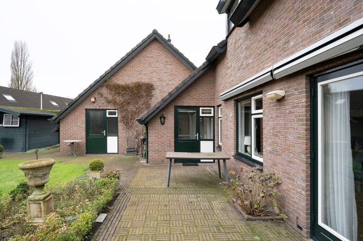 Photo 35 of Ringlaan 64