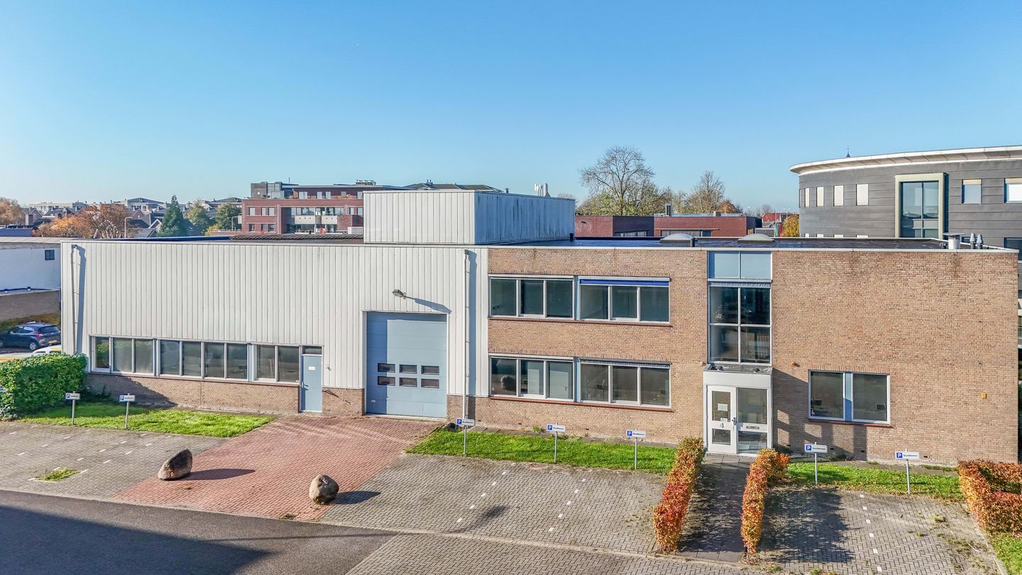 Bekijk foto 2 van Ambachtstraat 4