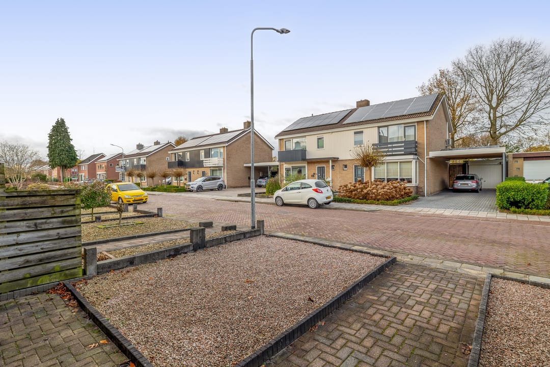 Foto 11 van Altenalaan 12