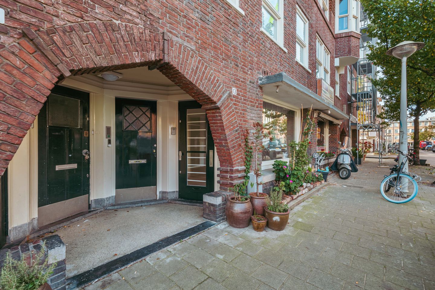 Bekijk foto 4 van Balboastraat 13-H