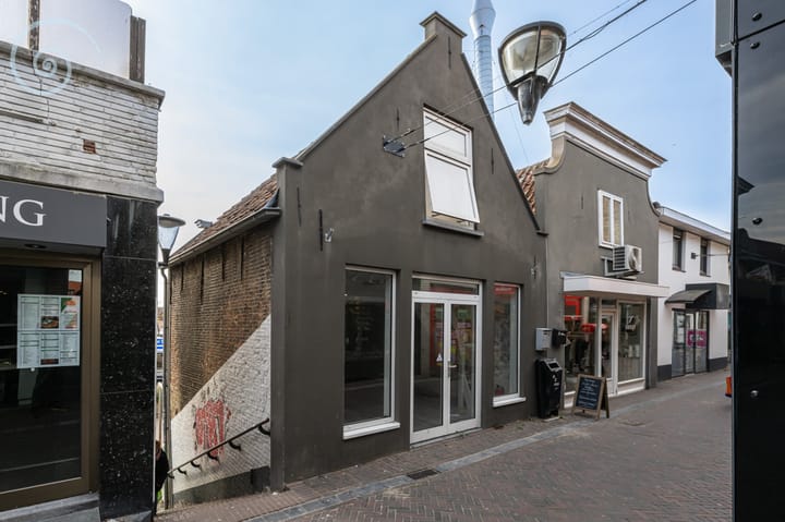 Westdijk 21, Middelharnis