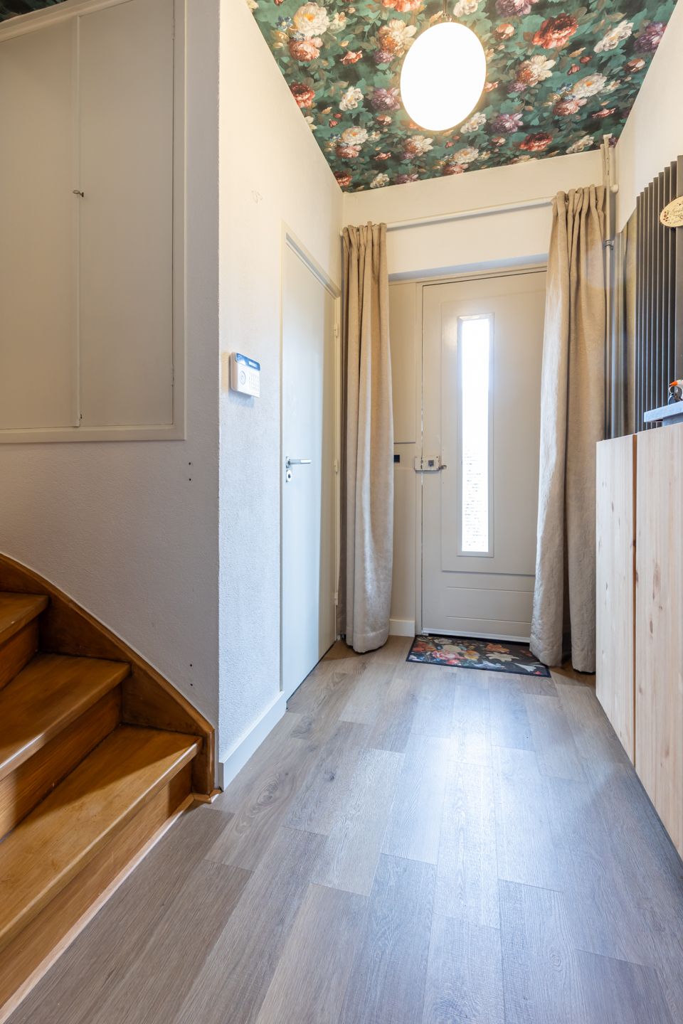 Photo 14 of Mentenlaan 28